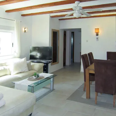 Hébergement de vacances Romantica By Interhome