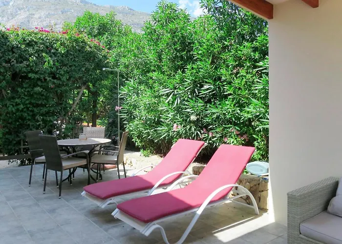 Romantica By Interhome デニア